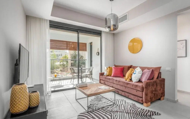 Stylish New 2BR Jaffa Near Setai Hotel