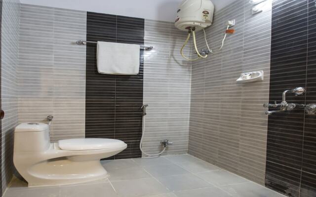 OYO 3968 Chandras Residency