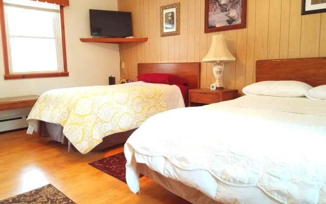 Black Bear Lodge