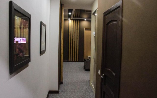 Paradise Hotel