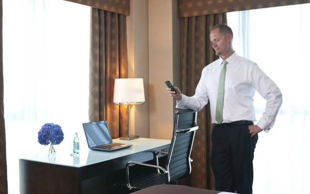 Holiday Inn & Suites Vancouver Downtown by IHG