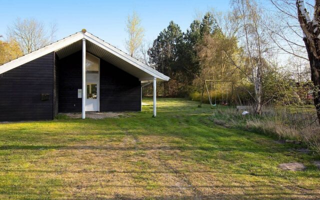 Tranquil Holiday Home in Gedser With Sauna