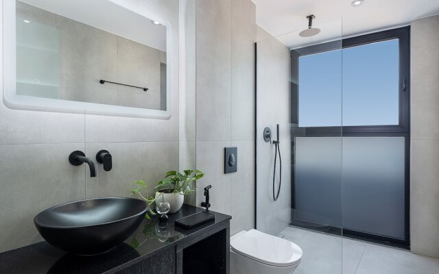 Theta Boutique Hotel