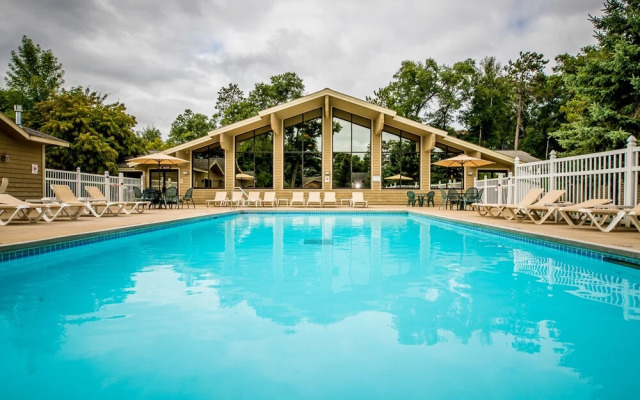 Kavanaugh's Sylvan Lake Resort