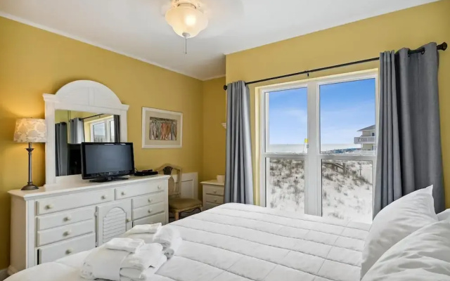 Sandpiper Cove 1157 2 Bedroom Condo by RedAwning