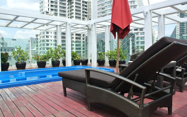 FuramaXclusive Asoke Hotel