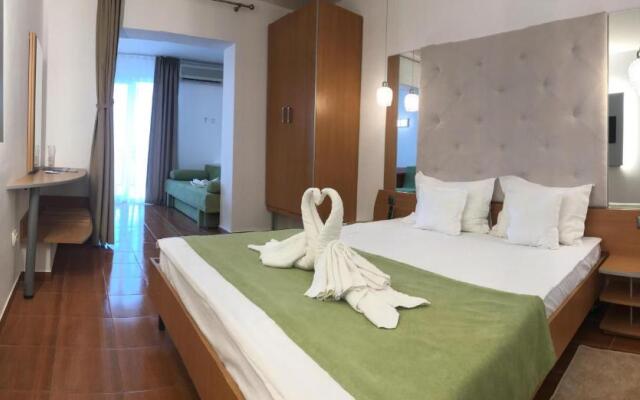Complex Modern Mamaia All Inclusive