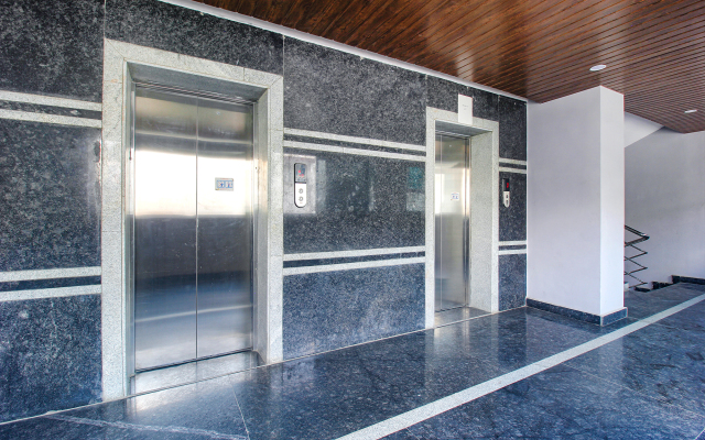 Fabhotel Ssr Fern Suites