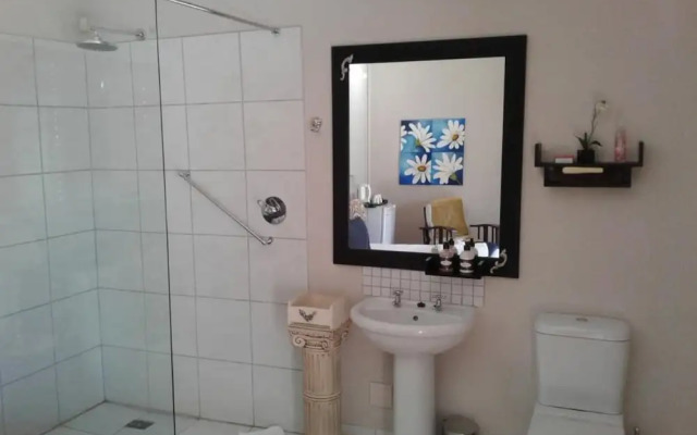 Tuscana Villa Guesthouse