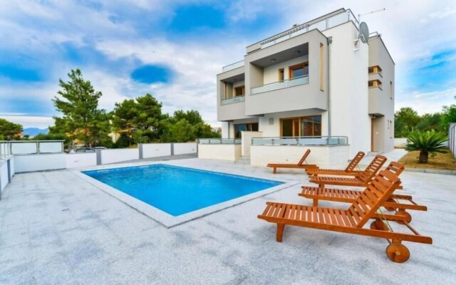 Villa Magy