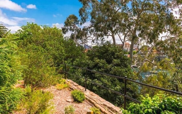 Elegant Cremorne Point Apartment - MILS5