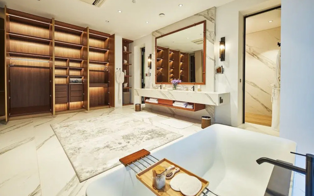 Saba Estate Luxury Villa Bali