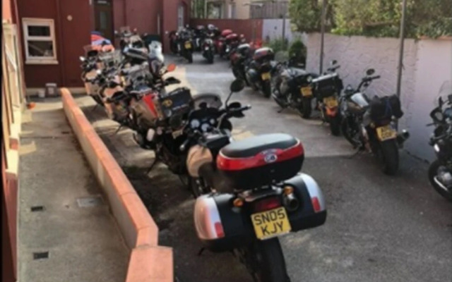 Barr na Sraide Inn