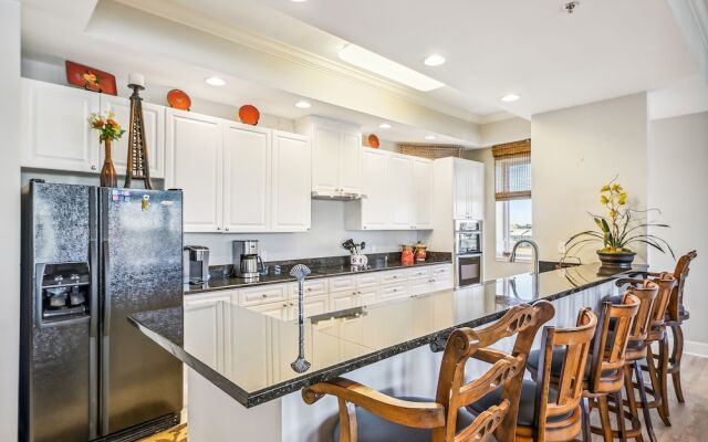 Harbor Landing 201a 3 Bedroom Condo by RedAwning