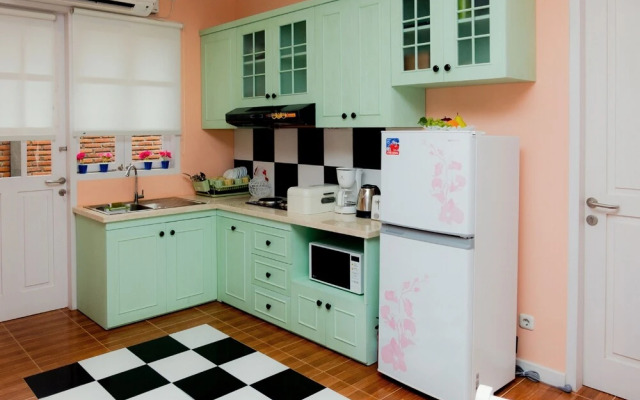 Sweet Peach House
