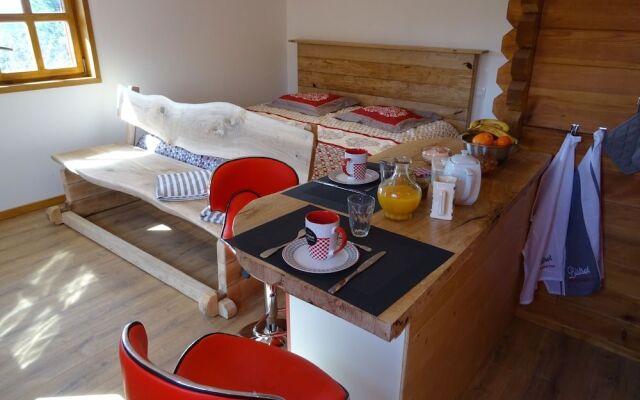 Le Pressoir De La Deveze