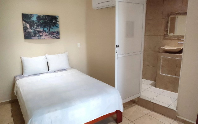 Hotel Ashly