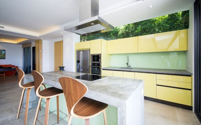 Luxury Hillside Residence at Bangtao
