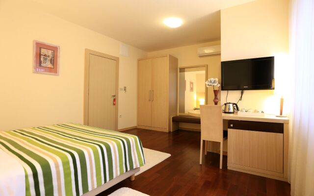 Scallop Rooms