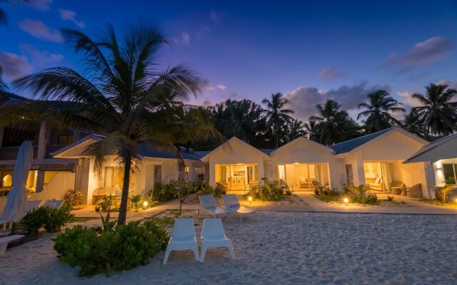 Le Nautique Luxury Beachfront Apartments