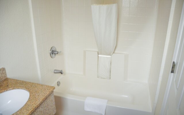 La Bella Oceanfront Inn