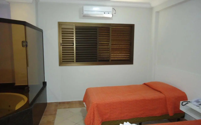 Big Executive Hotel