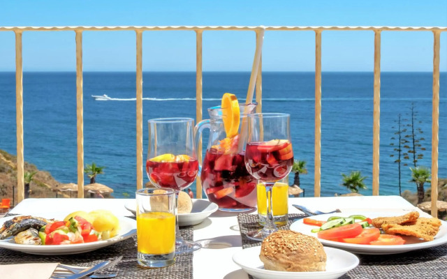 Auramar Beach Resort