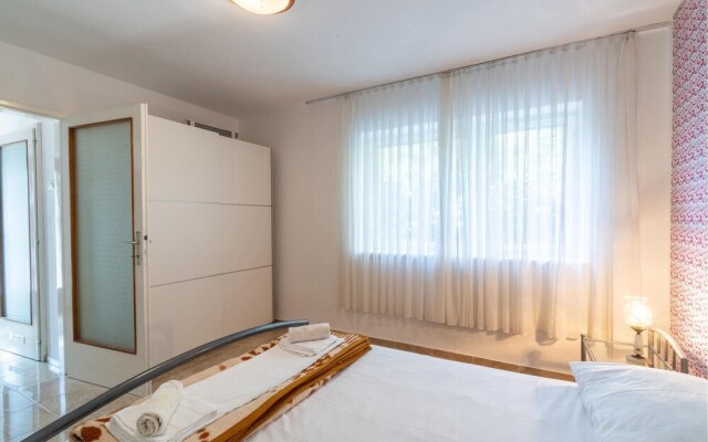 Awesome Apartment in Premantura With 1 Bedrooms and Wifi