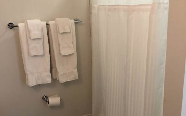 Cook City Suites - 42 South 15th Street