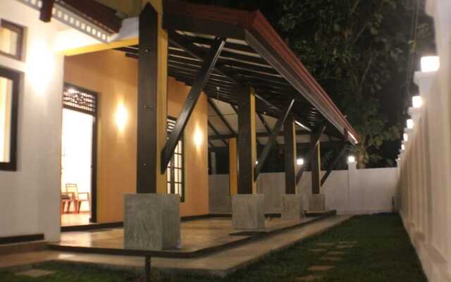 Sayo Villa