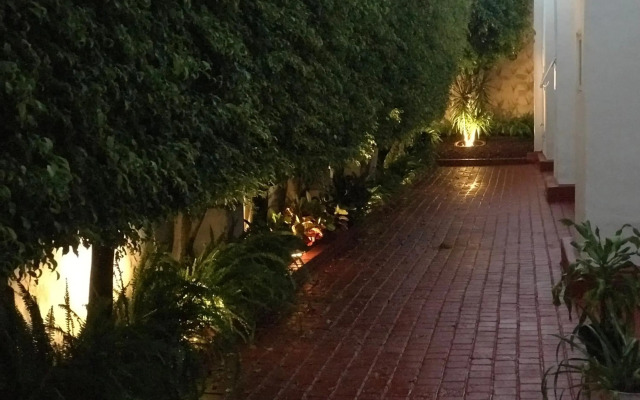 Hotel Emperador Centro Guadalajara y Remodelado