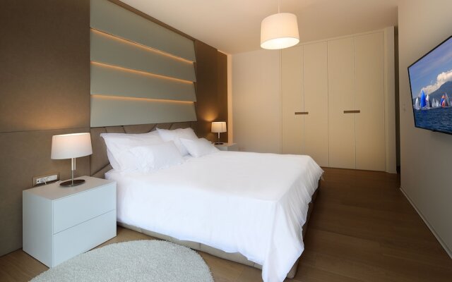 New Apartment with Swimming Pool