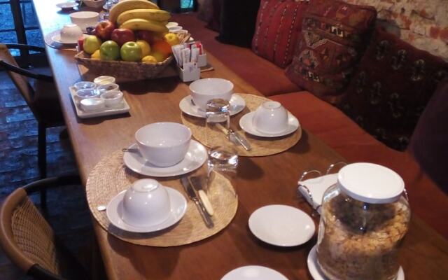 Colonia Suite Apartments