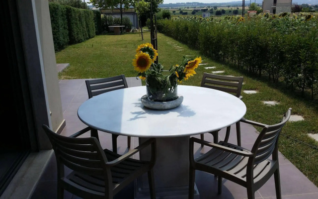 Niovi Boutique Apartments