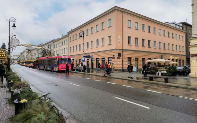 Modern Two-bedroom Warsaw by Renters