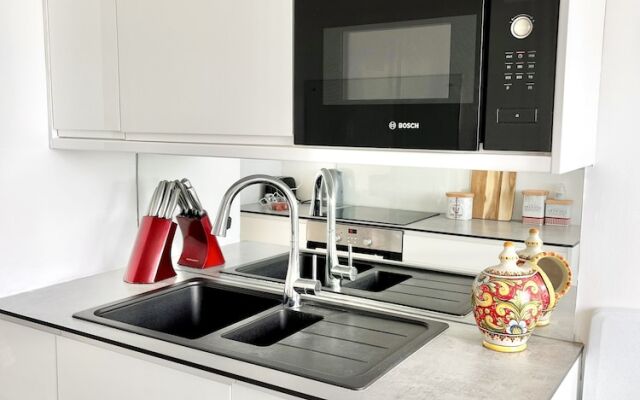 Paddington Luxury Apartment