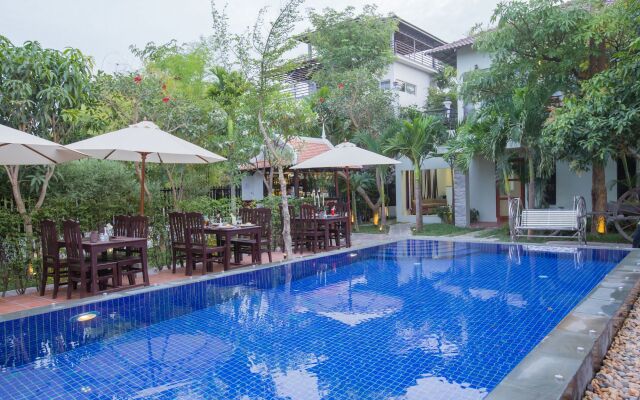 Saline Residence