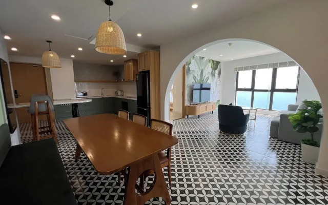 P&L Apartment