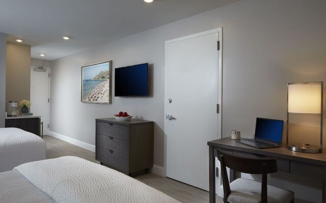 The Pointe Hotel