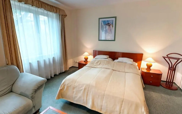 Klub Hotel