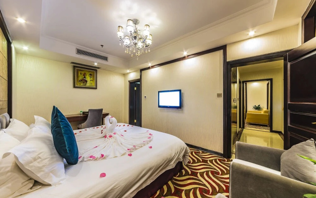 One Street Three Chengdu Hotel