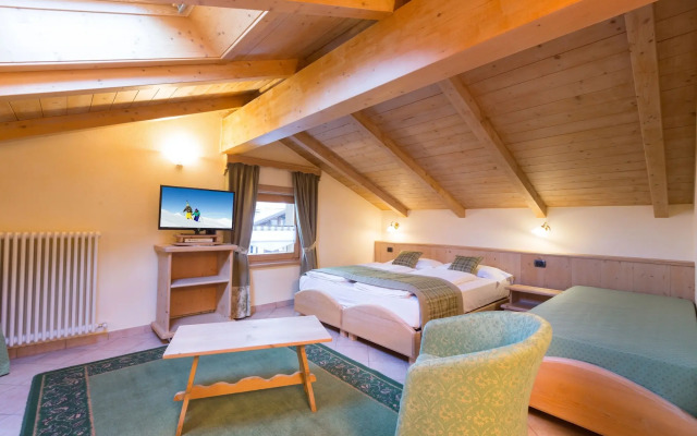 Hotel Crosal