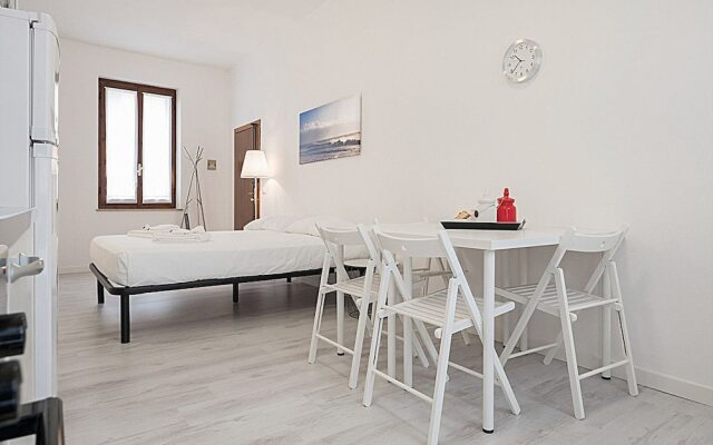 Flats4Rent Pisano 12