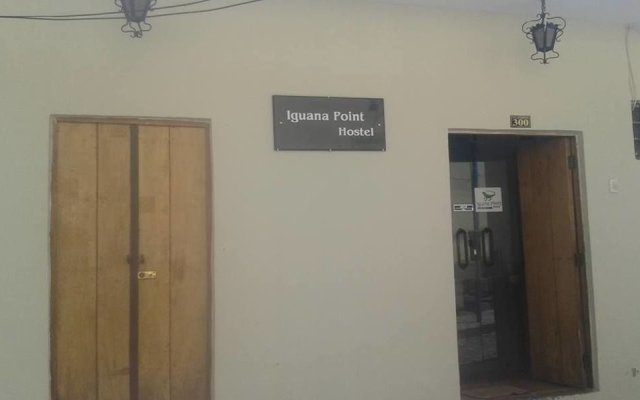 Iguana Point Hostel