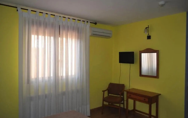 Hotel Puente de Piedra