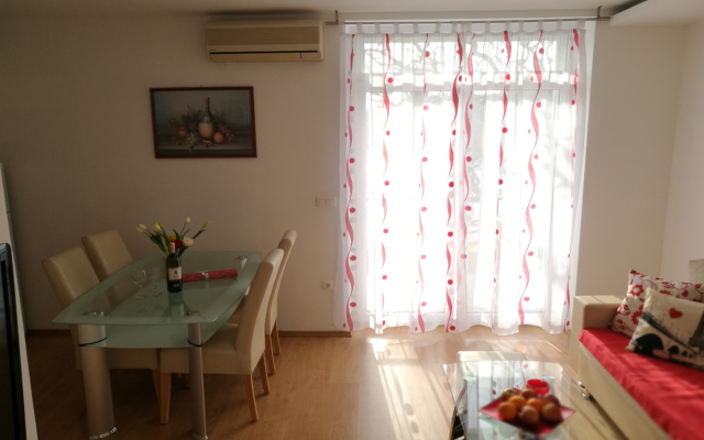 Apartment JoviZ - 20m from the sea A1 Makarska, Riviera Makarska
