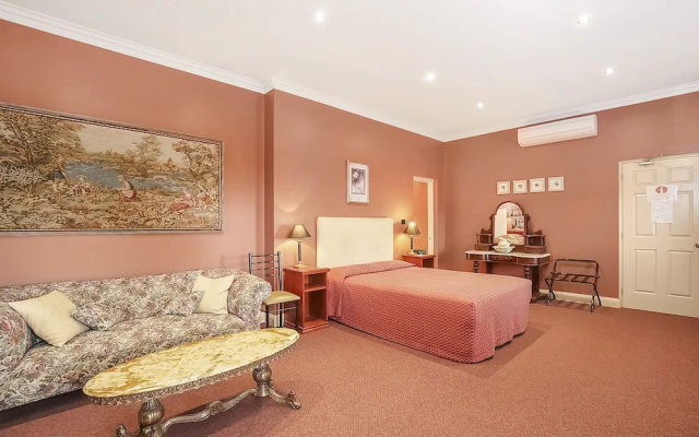 Grand Central Accommodation B&B Cobden