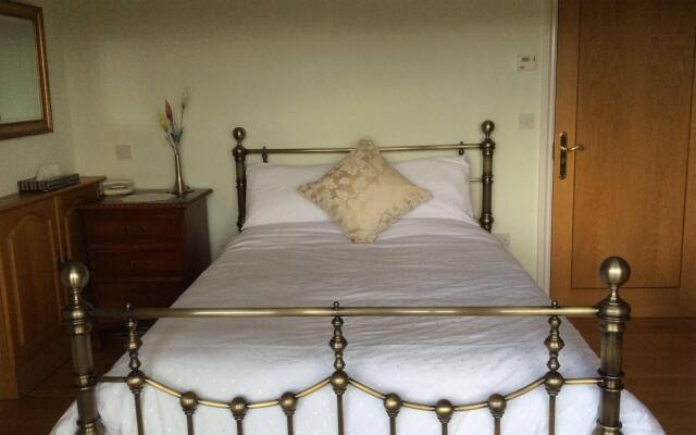 Orchard Manor - Guest house