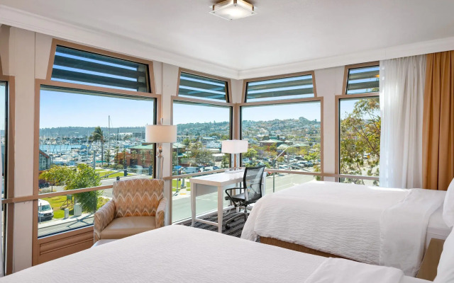 DoubleTree by Hilton San Diego Bayside