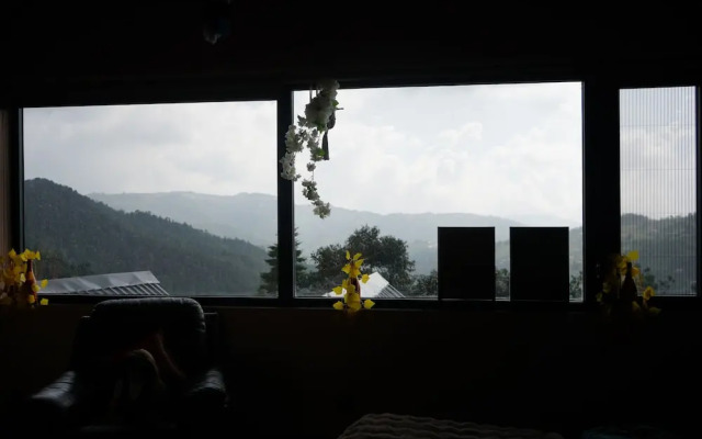 Muktkeshii Boutique Resort